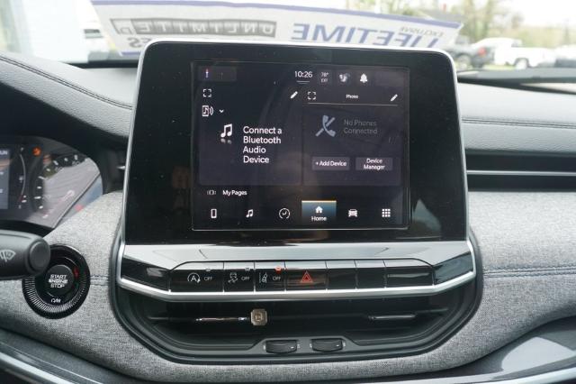 2022 Jeep Compass Vehicle Photo in FAIRMONT, WV 26554-2318
