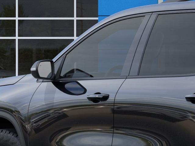 2025 Chevrolet Traverse Vehicle Photo in EVERETT, WA 98203-5662