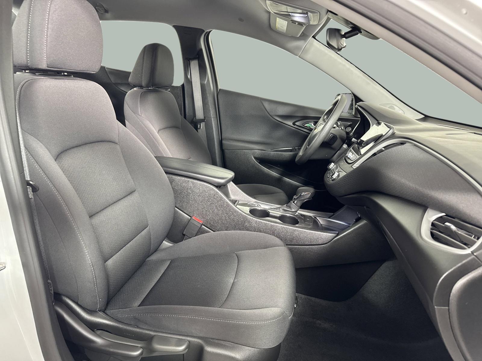 2023 Chevrolet Malibu Vehicle Photo in GEORGETOWN, TX 78626-7508