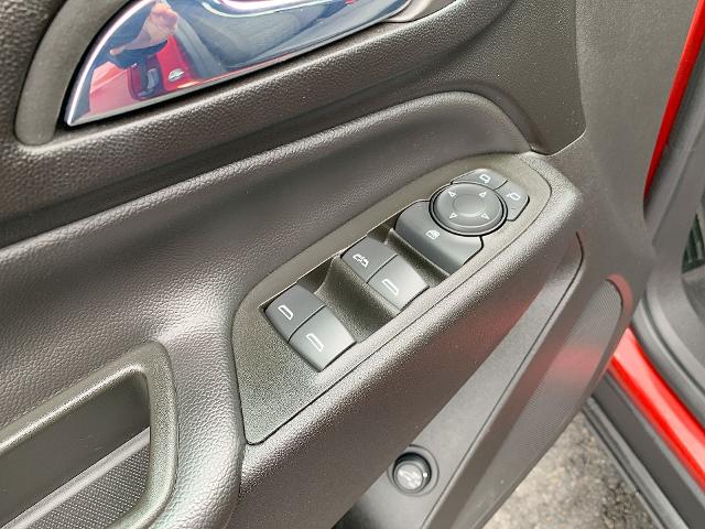 2022 Chevrolet Equinox Vehicle Photo in MOON TOWNSHIP, PA 15108-2571