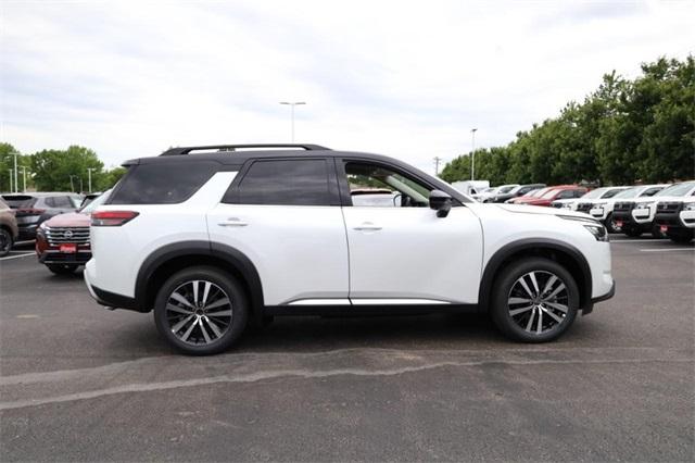 2025 Nissan Pathfinder Vehicle Photo in Hazelwood, MO 63042
