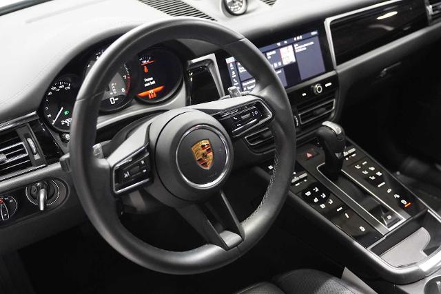 2022 Porsche Macan Vehicle Photo in GRAPEVINE, TX 76051