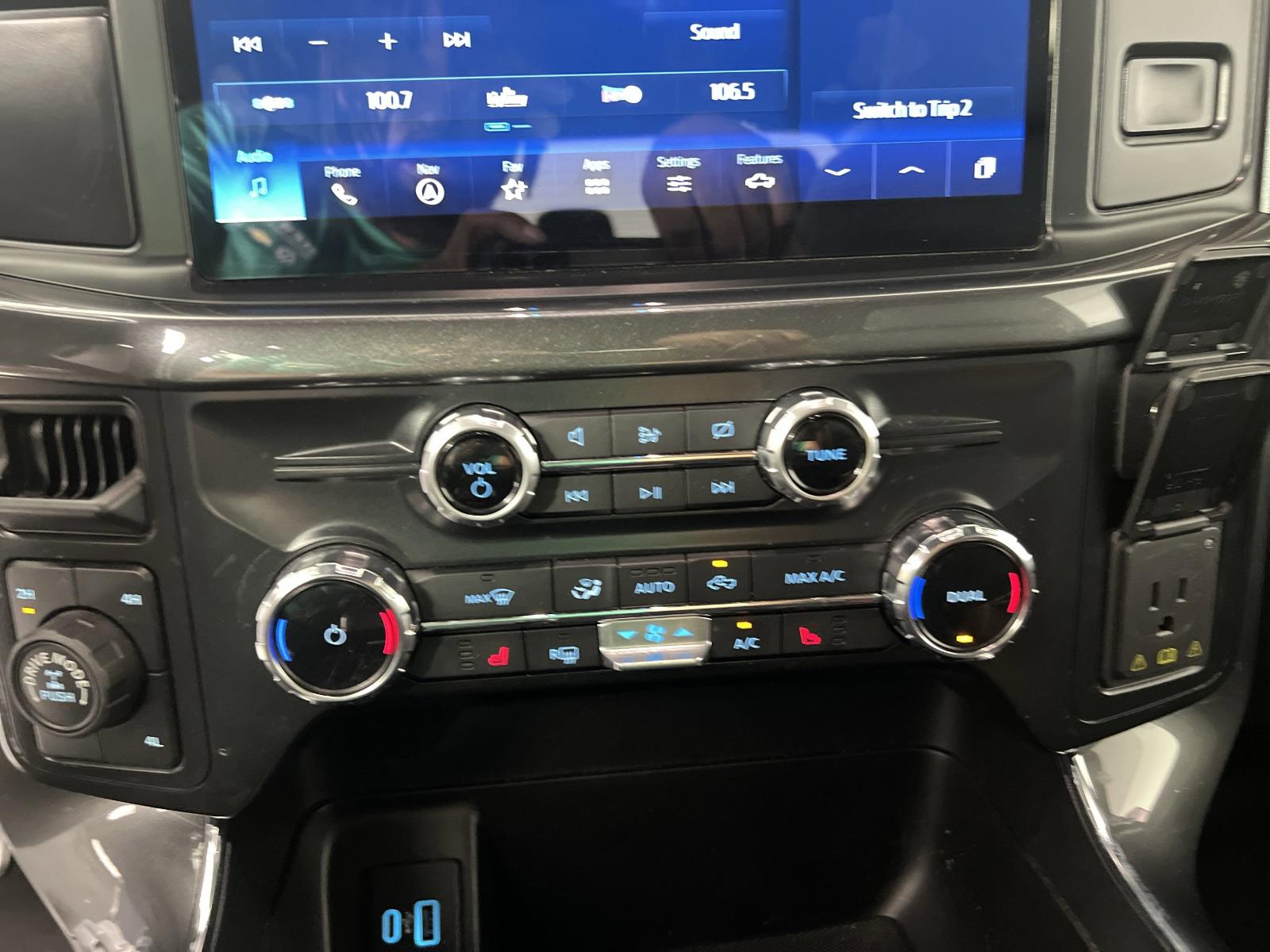 2022 Ford F-150 Vehicle Photo in GEORGETOWN, TX 78626-7508