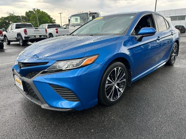 2018 Toyota Camry Vehicle Photo in COLUMBIA, MO 65203-3903