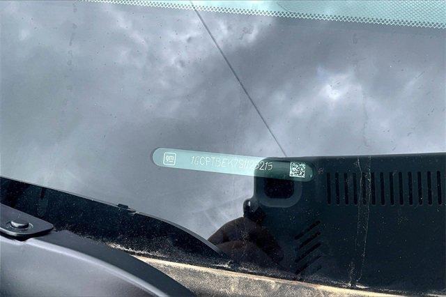 2025 Chevrolet Colorado Vehicle Photo in TOPEKA, KS 66609-0000