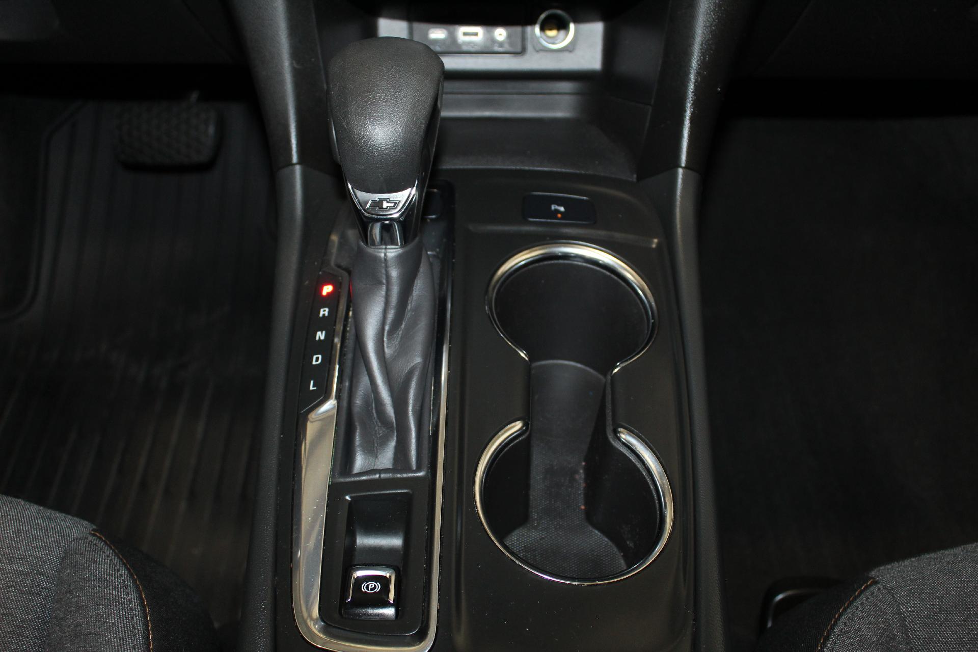 2022 Chevrolet Equinox Vehicle Photo in NORTHAMPTON, MA 01060-1120