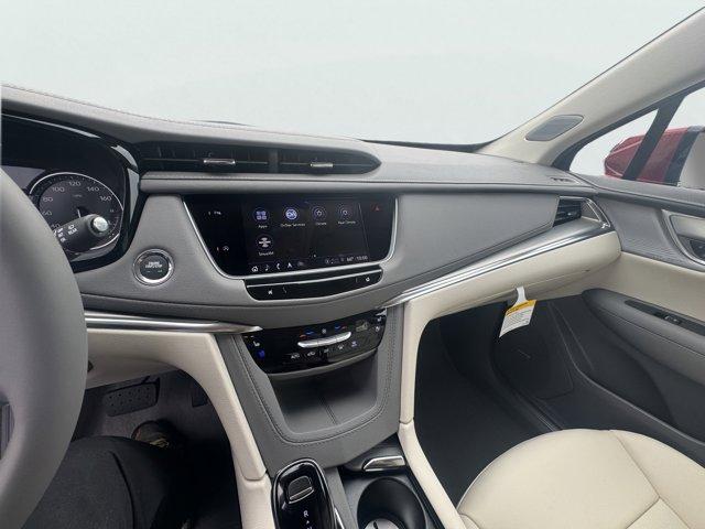 2025 Cadillac XT5 Vehicle Photo in LEOMINSTER, MA 01453-2952