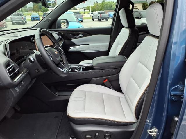 2025 Chevrolet Traverse Vehicle Photo in EMPORIA, VA 23847-1235
