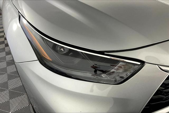 2024 Toyota Highlander Vehicle Photo in Tulsa, OK 74129
