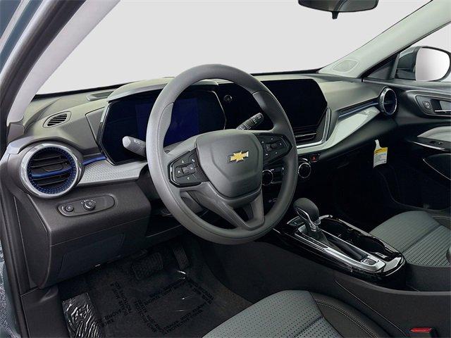 2025 Chevrolet Trax Vehicle Photo in PUYALLUP, WA 98371-4149