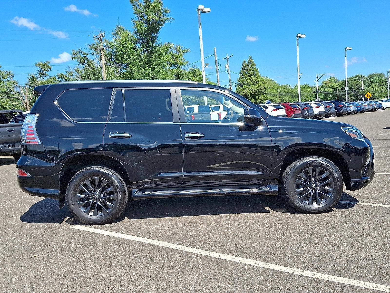 2022 Lexus GX 460 Vehicle Photo in Trevose, PA 19053