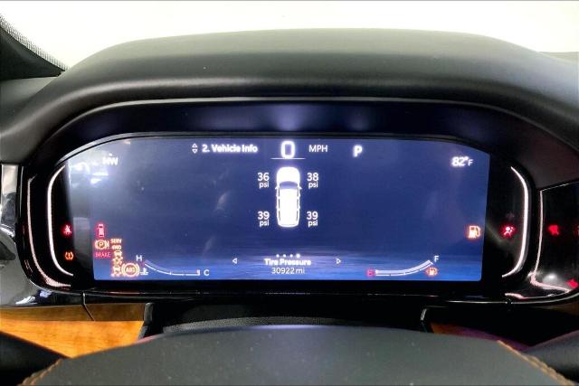 2022 Jeep Grand Wagoneer Vehicle Photo in Kansas City, MO 64114