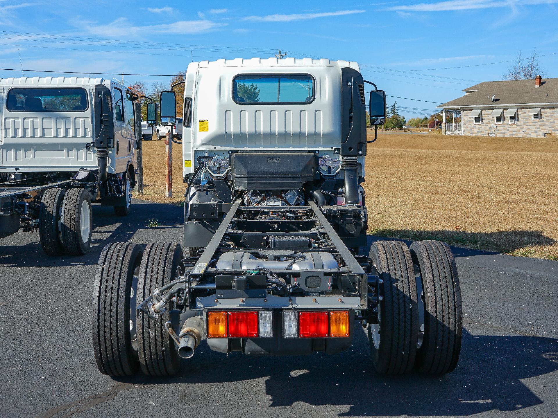 2025 Chevrolet Low Cab Forward 5500 XG Vehicle Photo in SMYRNA, DE 19977-2874