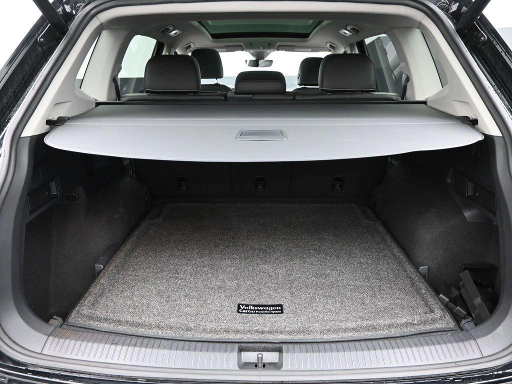 2021 Volkswagen Tiguan Vehicle Photo in Marion, IA 52302