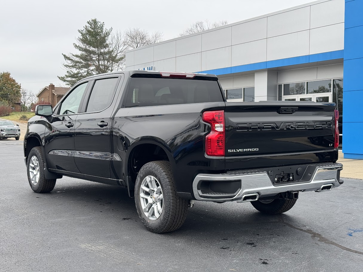 2025 Chevrolet Silverado 1500 Vehicle Photo in BOONVILLE, IN 47601-9633