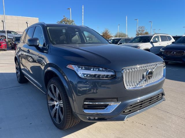 2025 Volvo XC90 Vehicle Photo in Grapevine, TX 76051