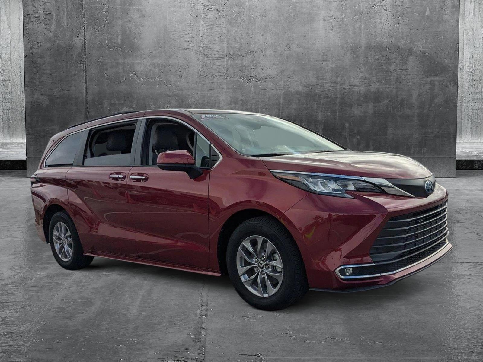 2022 Toyota Sienna Vehicle Photo in Winter Park, FL 32792