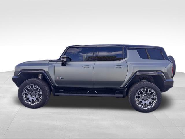 2024 GMC HUMMER EV SUV Vehicle Photo in DELRAY BEACH, FL 33483-3294