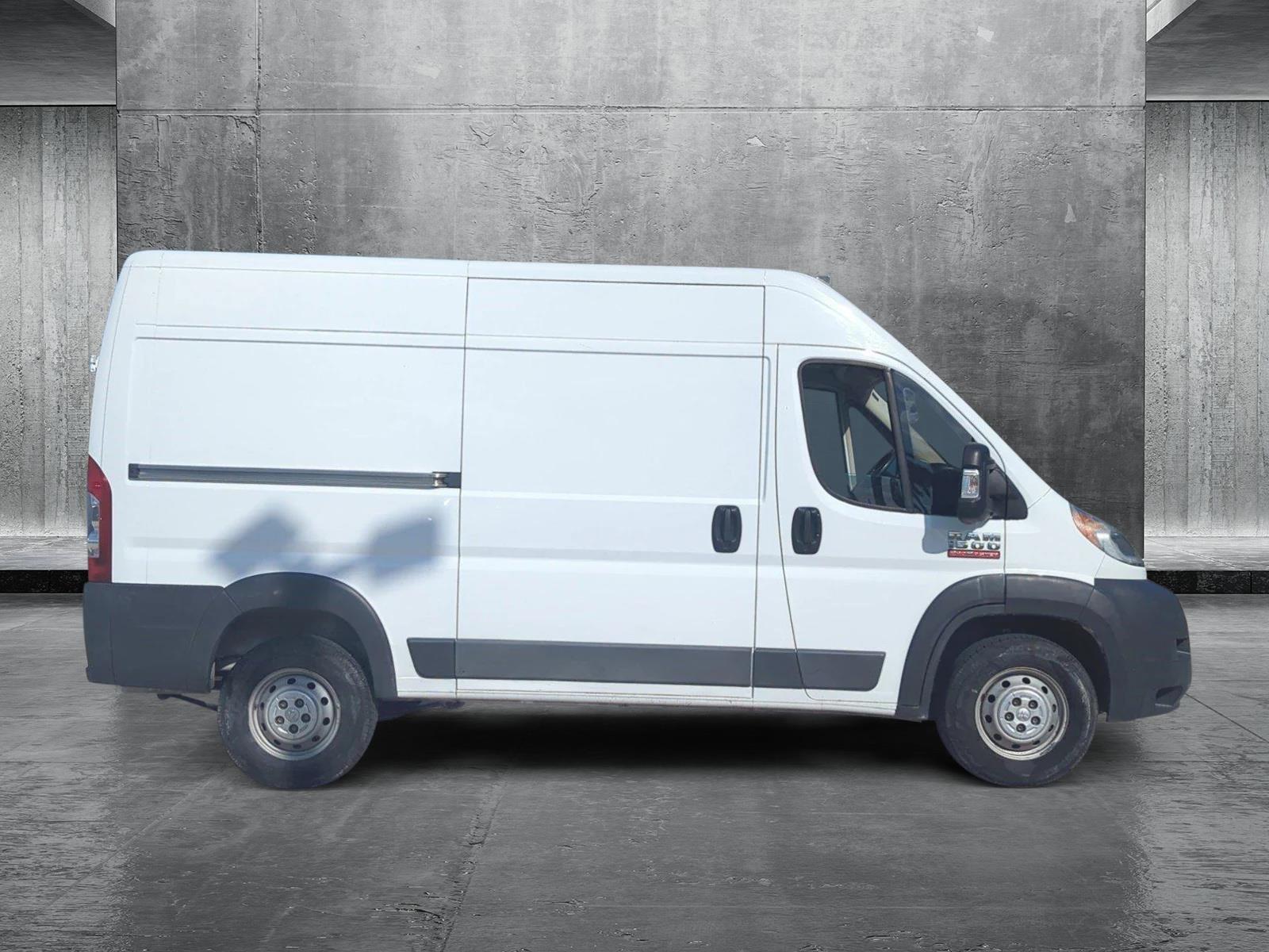 2017 Ram ProMaster Cargo Van Vehicle Photo in Pembroke Pines, FL 33027