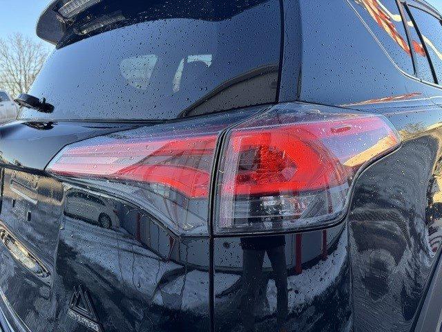 2018 Toyota RAV4 Vehicle Photo in Mechanicsburg, PA 17050-1707