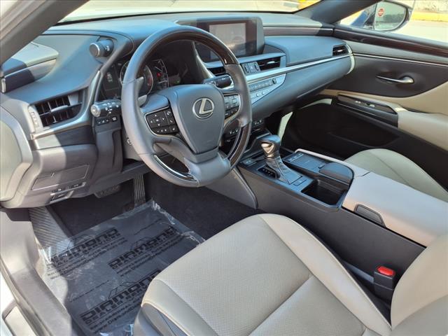 2020 Lexus ES Vehicle Photo in TAMPA, FL 33612-3404