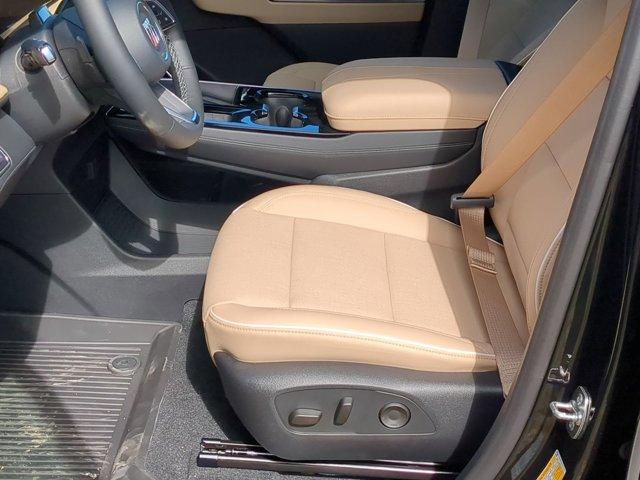 2025 Buick Enclave Vehicle Photo in ALBERTVILLE, AL 35950-0246