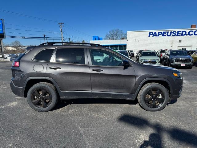 2023 Jeep Cherokee Vehicle Photo in SOUTH PORTLAND, ME 04106-1997