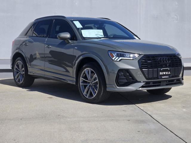 2025 Audi Q3 Vehicle Photo in SUGAR LAND, TX 77478