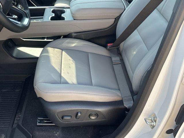 2025 GMC Acadia Vehicle Photo in ALBERTVILLE, AL 35950-0246