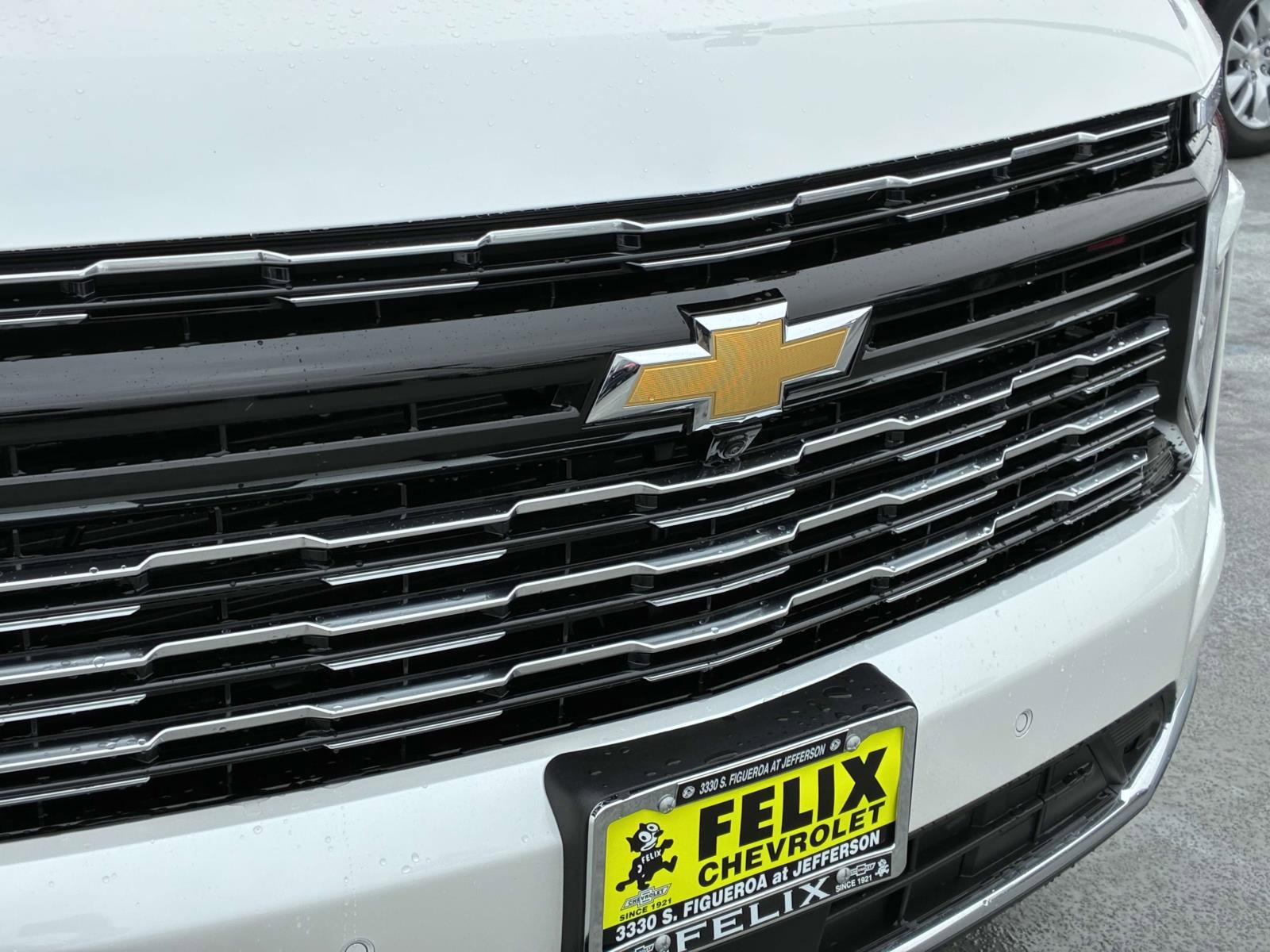 2025 Chevrolet Suburban Vehicle Photo in LOS ANGELES, CA 90007-3794
