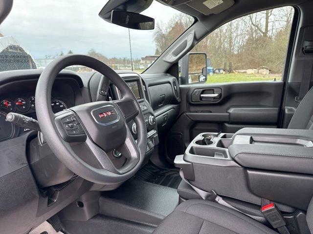 2025 GMC Sierra 3500 HD Chassis Cab Vehicle Photo in MEDINA, OH 44256-9631