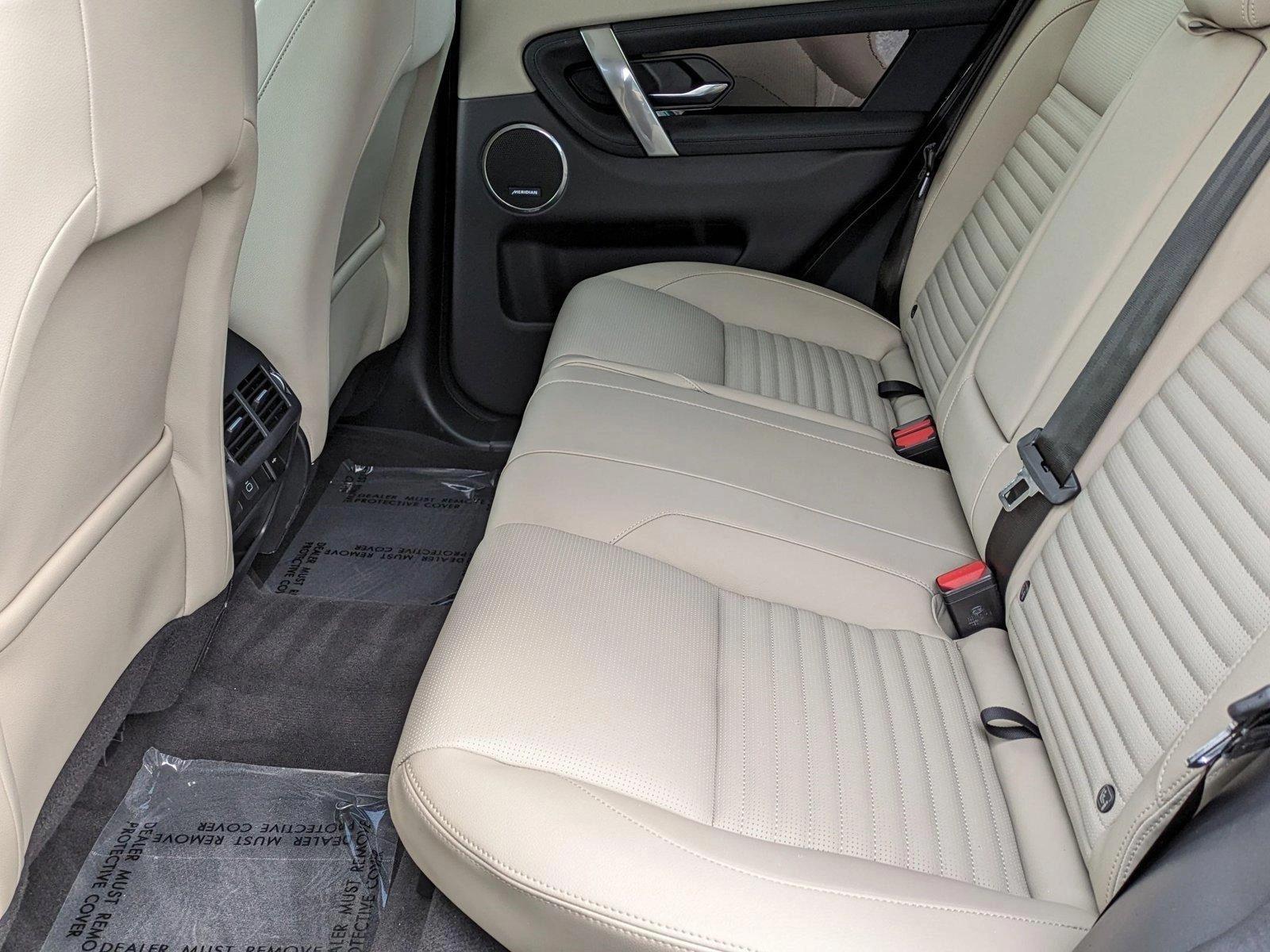 2025 Land Rover Discovery Sport Vehicle Photo in Bethesda, MD 20852