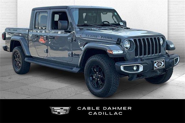 2021 Jeep Gladiator Vehicle Photo in TOPEKA, KS 66609-0000