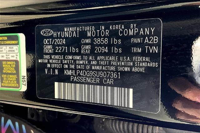 2025 Hyundai ELANTRA Vehicle Photo in Tulsa, OK 74129