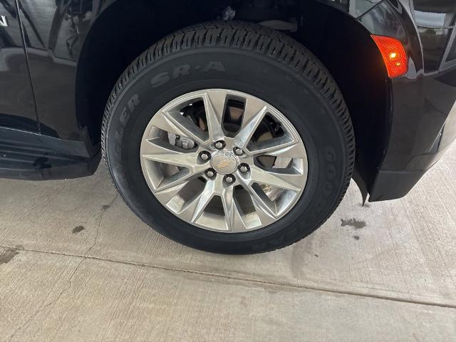 2023 Chevrolet Suburban Vehicle Photo in MANHATTAN, KS 66502-5036
