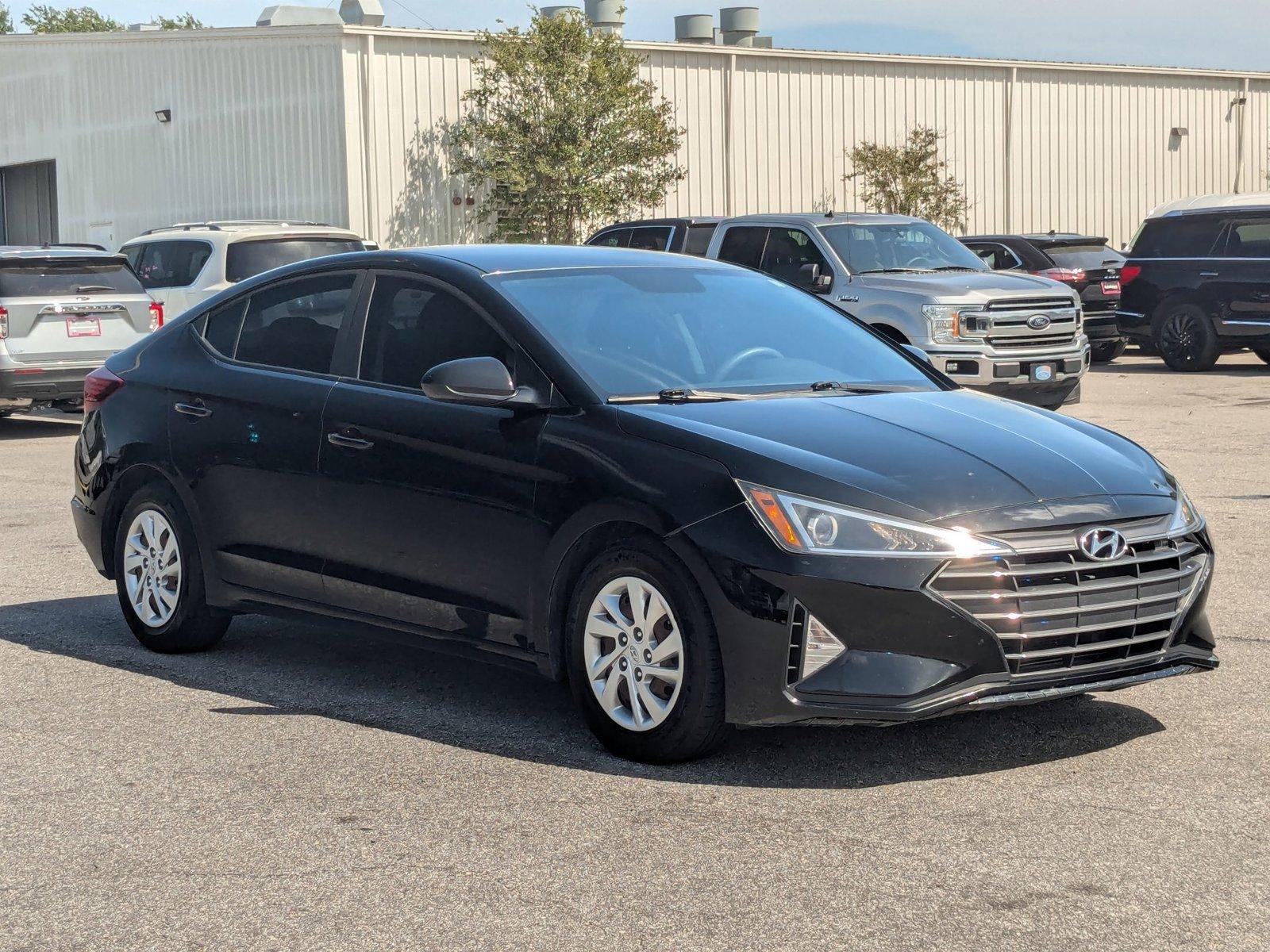 2019 Hyundai ELANTRA Vehicle Photo in St. Petersburg, FL 33713