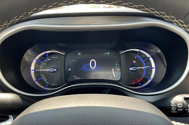 2024 Chrysler Pacifica Vehicle Photo in Grapevine, TX 76051