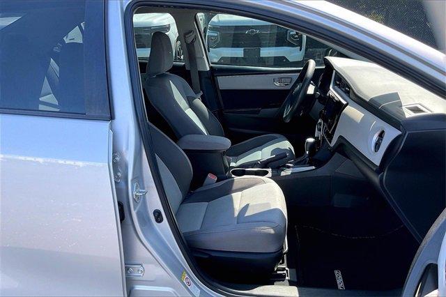 2018 Toyota Corolla Vehicle Photo in INDEPENDENCE, MO 64055-1314