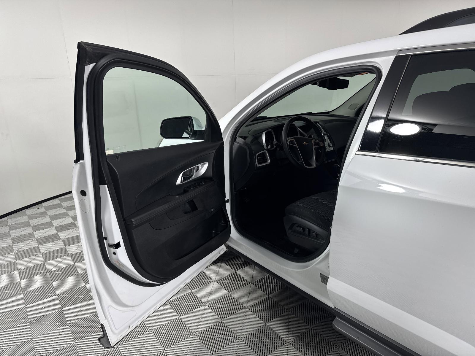 2017 Chevrolet Equinox Vehicle Photo in Georgetown, TX 78626