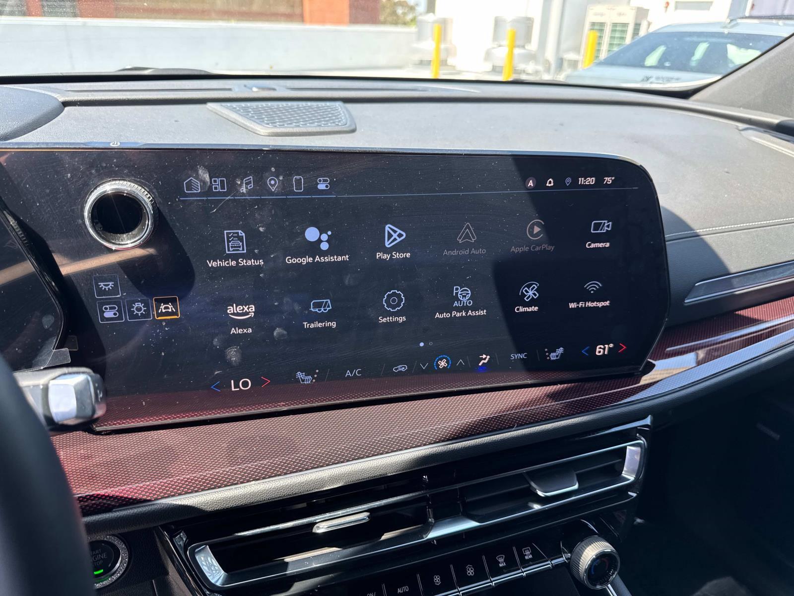 2024 Chevrolet Traverse Vehicle Photo in LOS ANGELES, CA 90007-3794