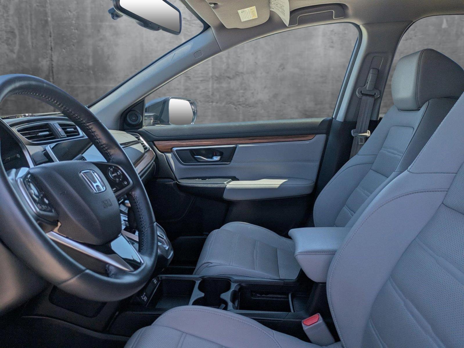 2022 Honda CR-V Vehicle Photo in Valencia, CA 91355