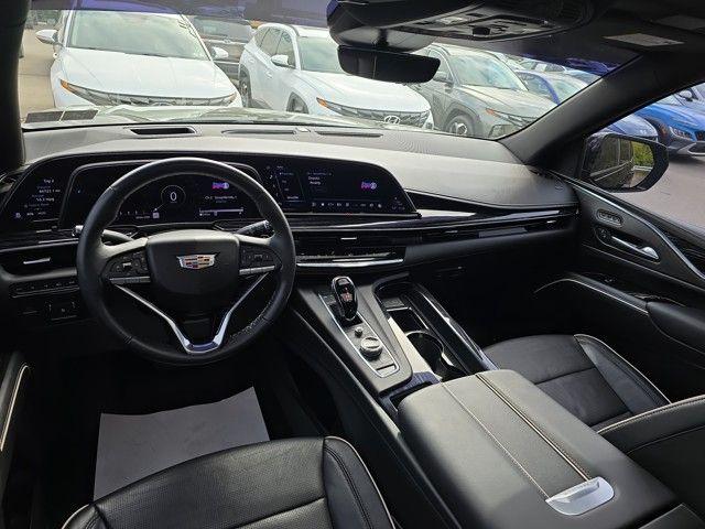 2022 Cadillac Escalade Vehicle Photo in Pleasant Hills, PA 15236