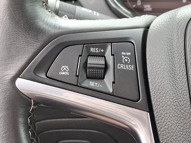 2022 Buick Encore Vehicle Photo in TREVOSE, PA 19053-4984