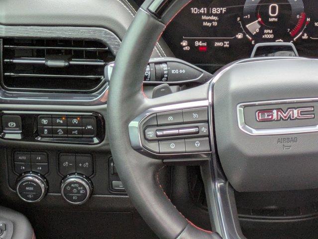 2025 GMC Yukon Vehicle Photo in SELMA, TX 78154-1459