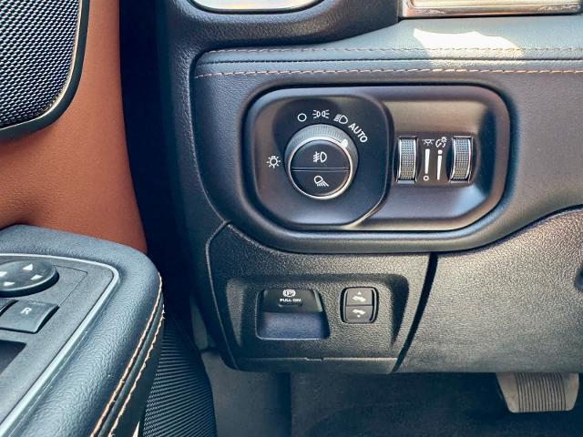 2024 Ram 1500 Vehicle Photo in DALLAS, TX 75209-3016
