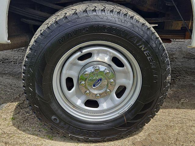 2015 Ford Super Duty F-350 SRW Vehicle Photo in WATERTOWN, CT 06795-3318