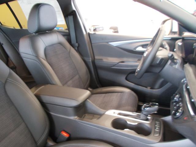 2025 Buick Envista Vehicle Photo in LOWELL, MA 01852-4336