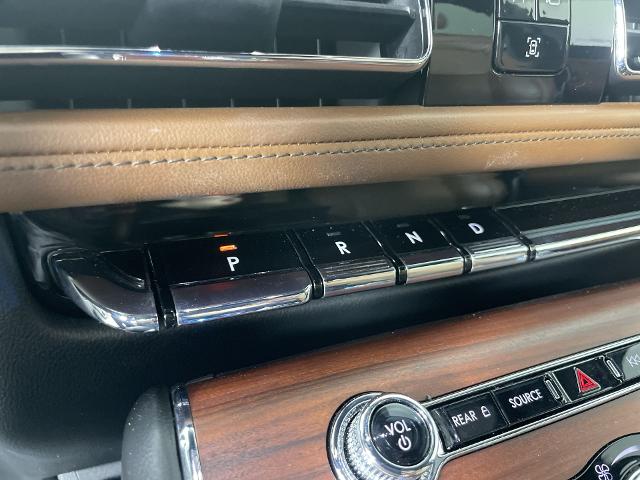 2023 Lincoln Aviator Vehicle Photo in GILBERT, AZ 85297-0402