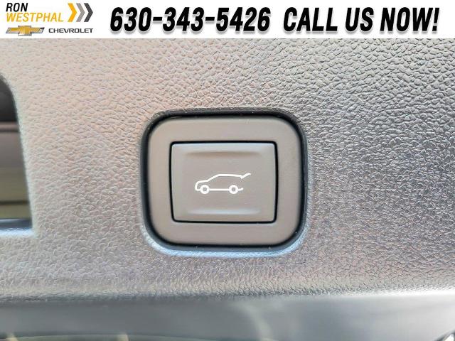 2025 Chevrolet Traverse Vehicle Photo in AURORA, IL 60503-9326