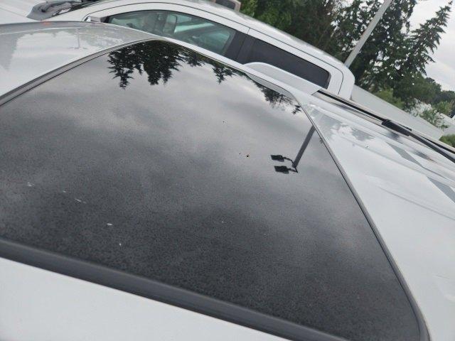 2012 GMC Yukon XL Vehicle Photo in PUYALLUP, WA 98371-4149